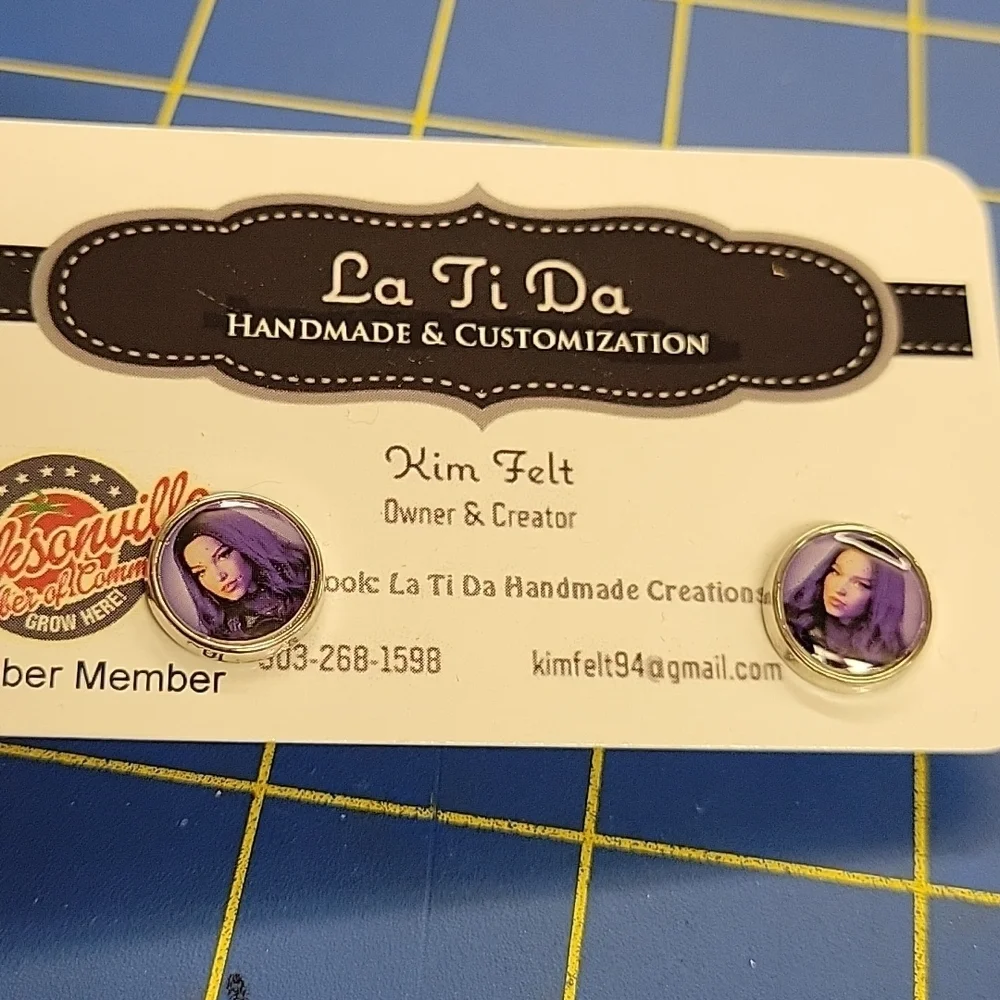 The Descendents Earrings Disney